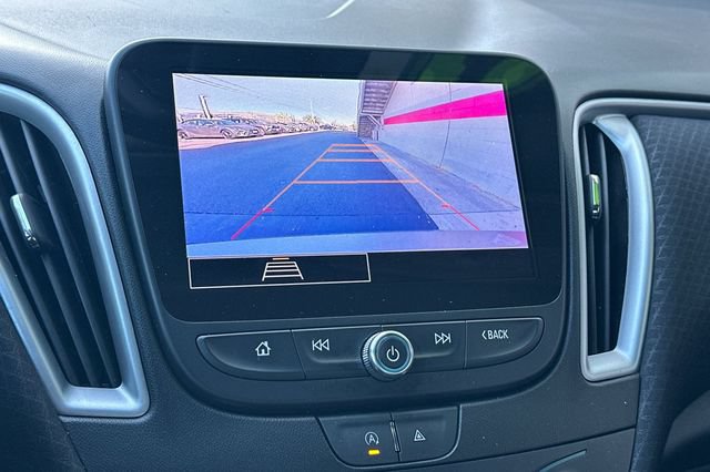 Used 2023 Chevrolet Malibu LT FWD image 21