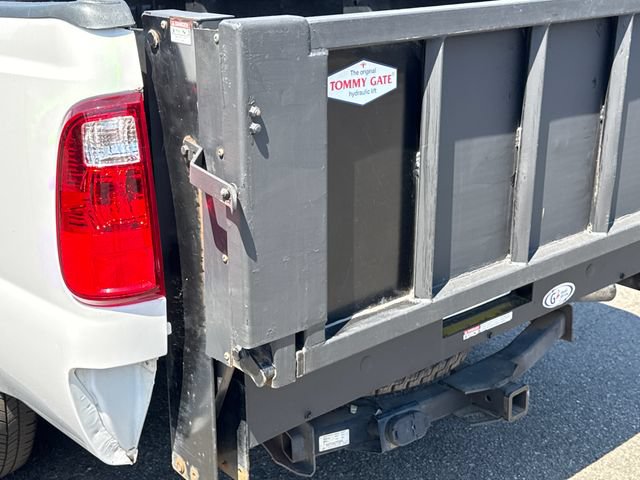 Used 2016 Ford F250 XL w/ Camper Package RWD image 23