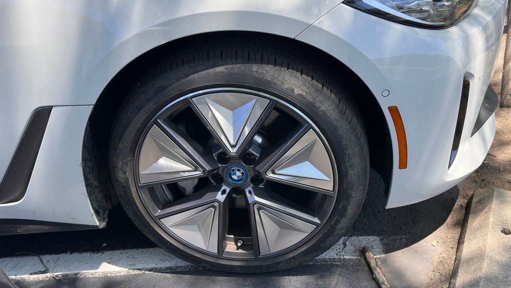 Certified 2023 BMW i4 eDrive35 w/ Premium Package RWD image 4
