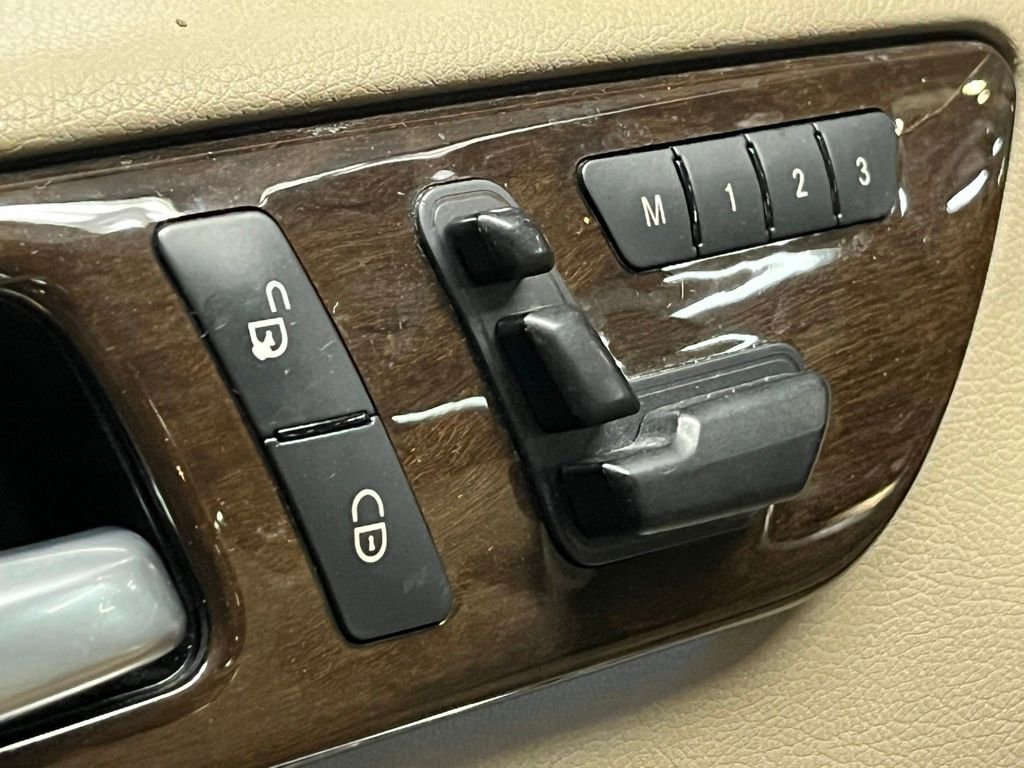 Used 2014 Mercedes-Benz GL 450 4MATIC image 15