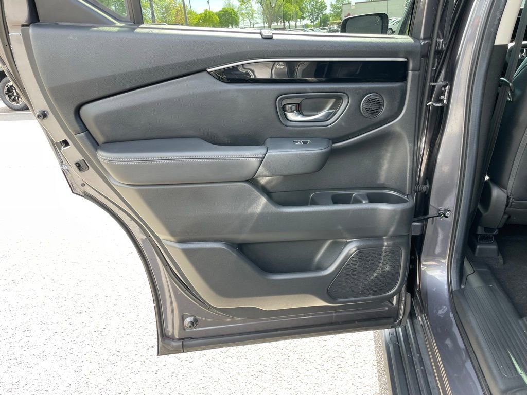 Certified 2025 Honda Pilot EX-L image 39