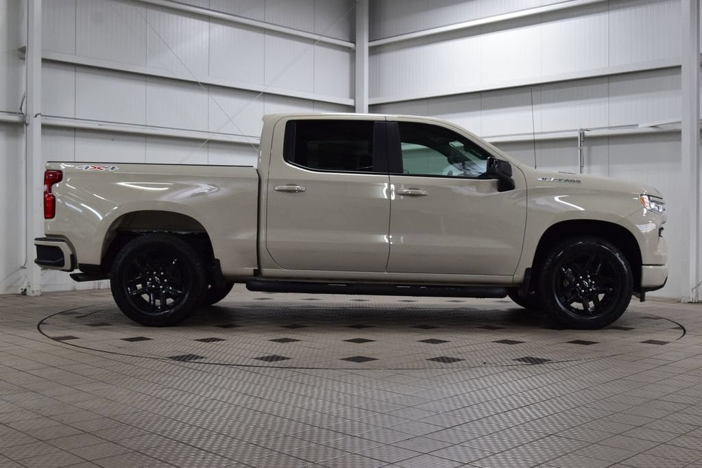 New 2026 Chevrolet Silverado 1500 RST w/ RST Select Package AWD/4WD image 9