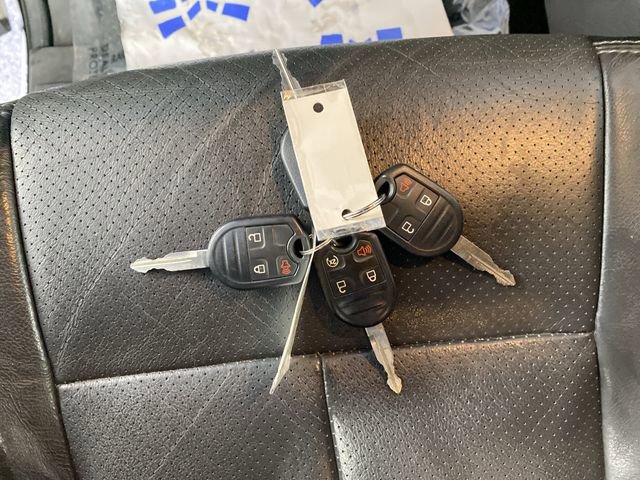 Used 2014 Ford F350 Lariat w/ Chrome Package image 24