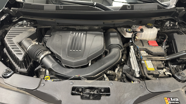 Used 2024 Chevrolet Traverse Z71 AWD/4WD image 28