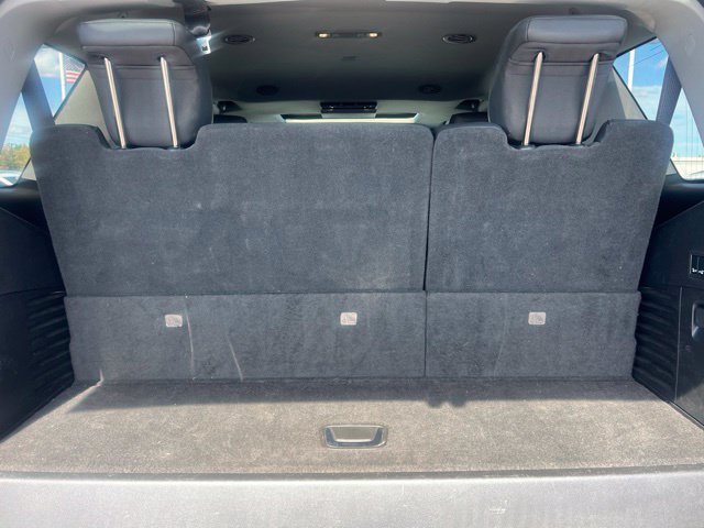Used 2019 Cadillac Escalade Luxury AWD/4WD image 14