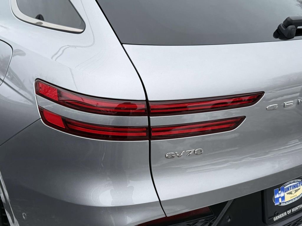Certified 2024 Genesis GV70 3.5T Sport w/ Sport Advanced Package image 8