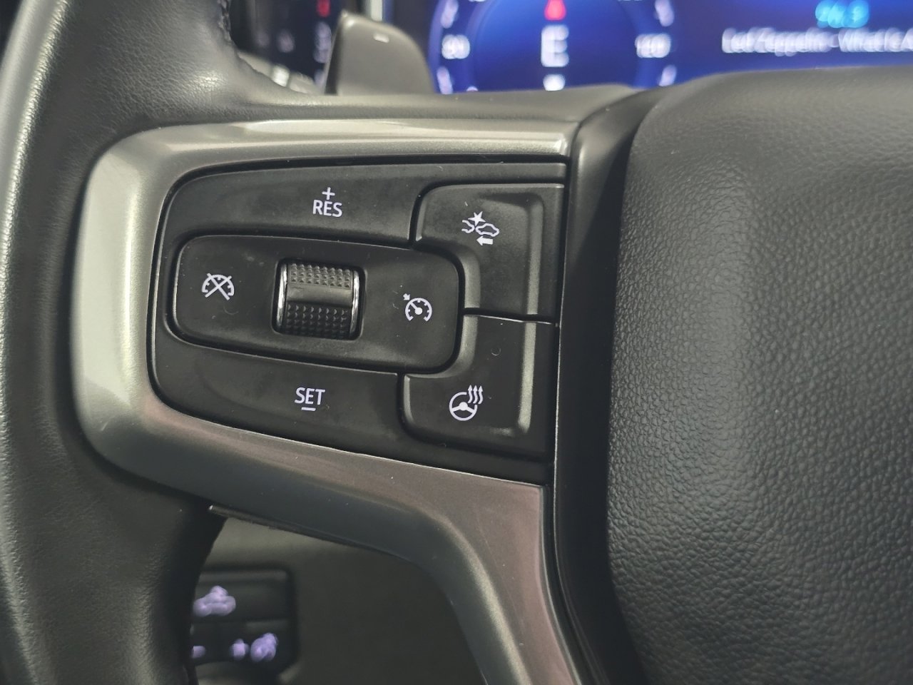 Used 2024 Chevrolet Silverado 1500 RST w/ Convenience Package II image 9