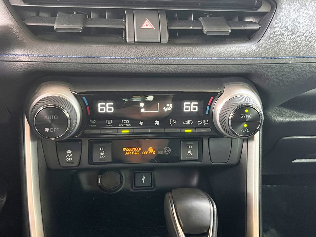 Used 2022 Toyota RAV4 SE w/ Convenience Package AWD/4WD image 51