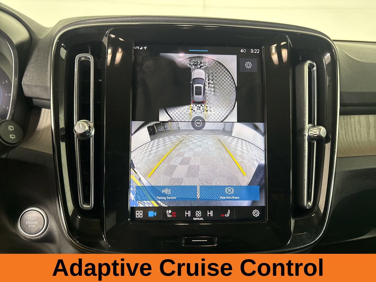 Used 2024 Volvo XC40 B5 Ultimate w/ Protection Package Premier image 16