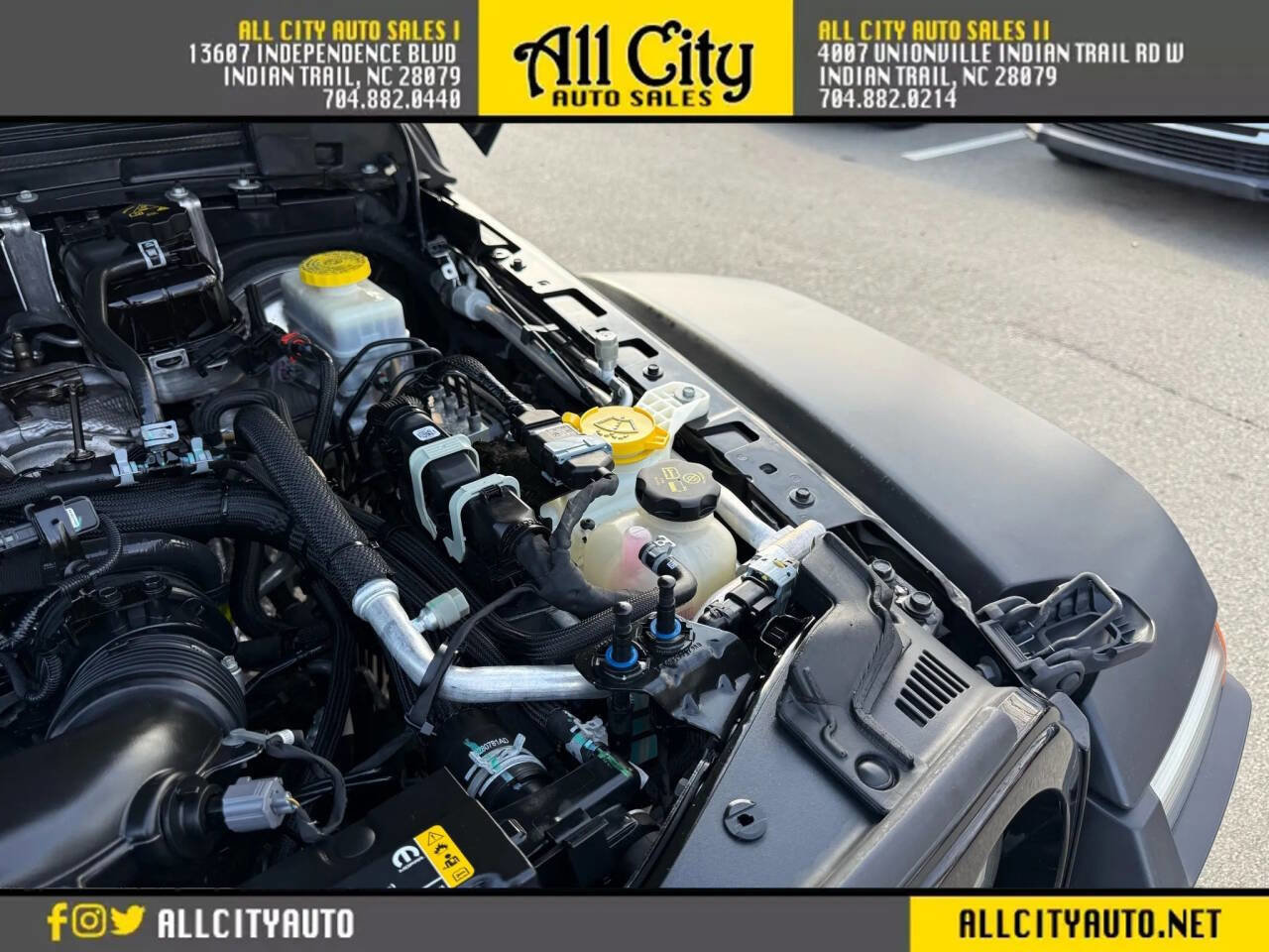 Used 2021 Jeep Wrangler Unlimited Sport AWD/4WD image 38