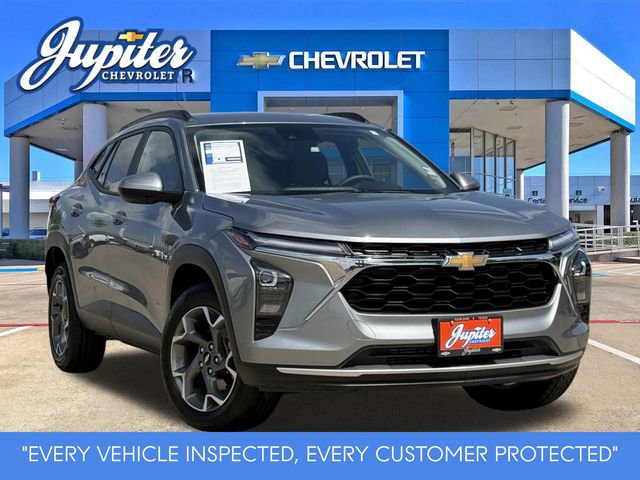 Used 2025 Chevrolet Trax LT