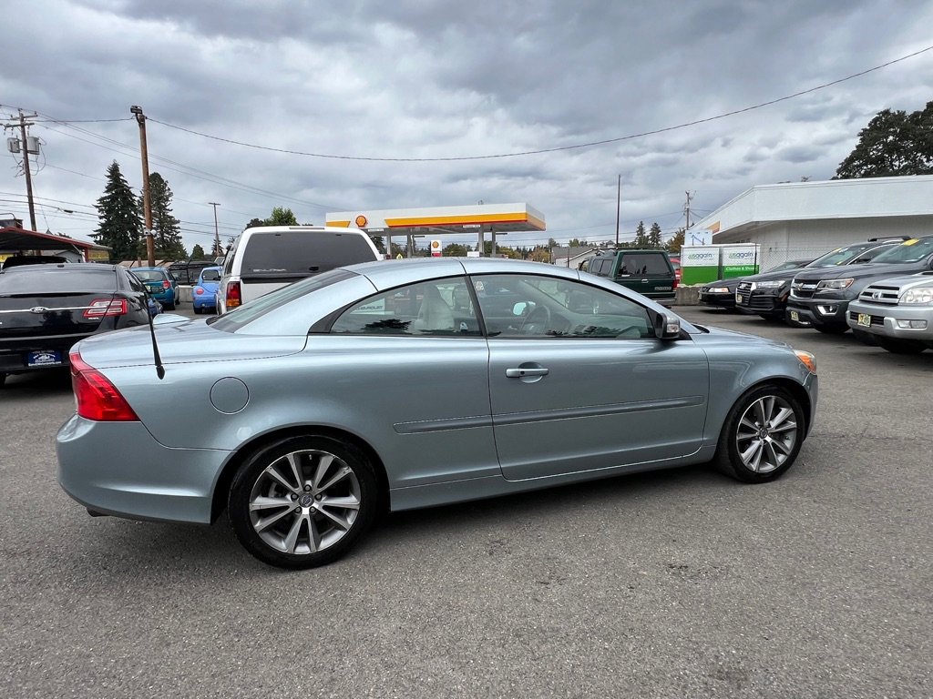 Used 2013 Volvo C70 T5 image 4