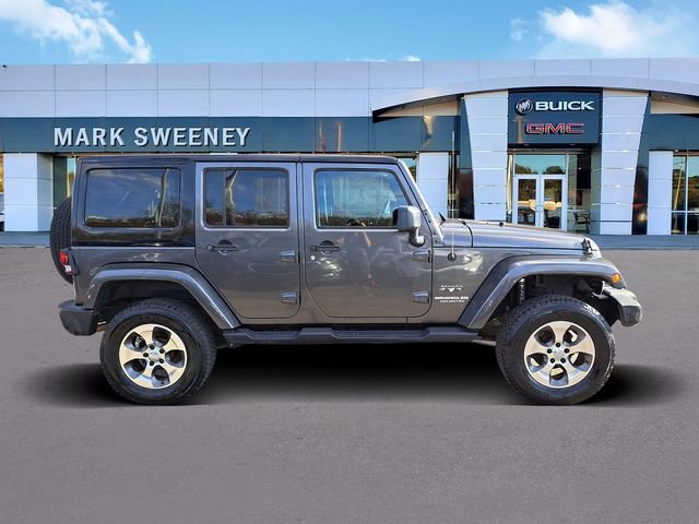 Used 2017 Jeep Wrangler Unlimited Sahara image 30