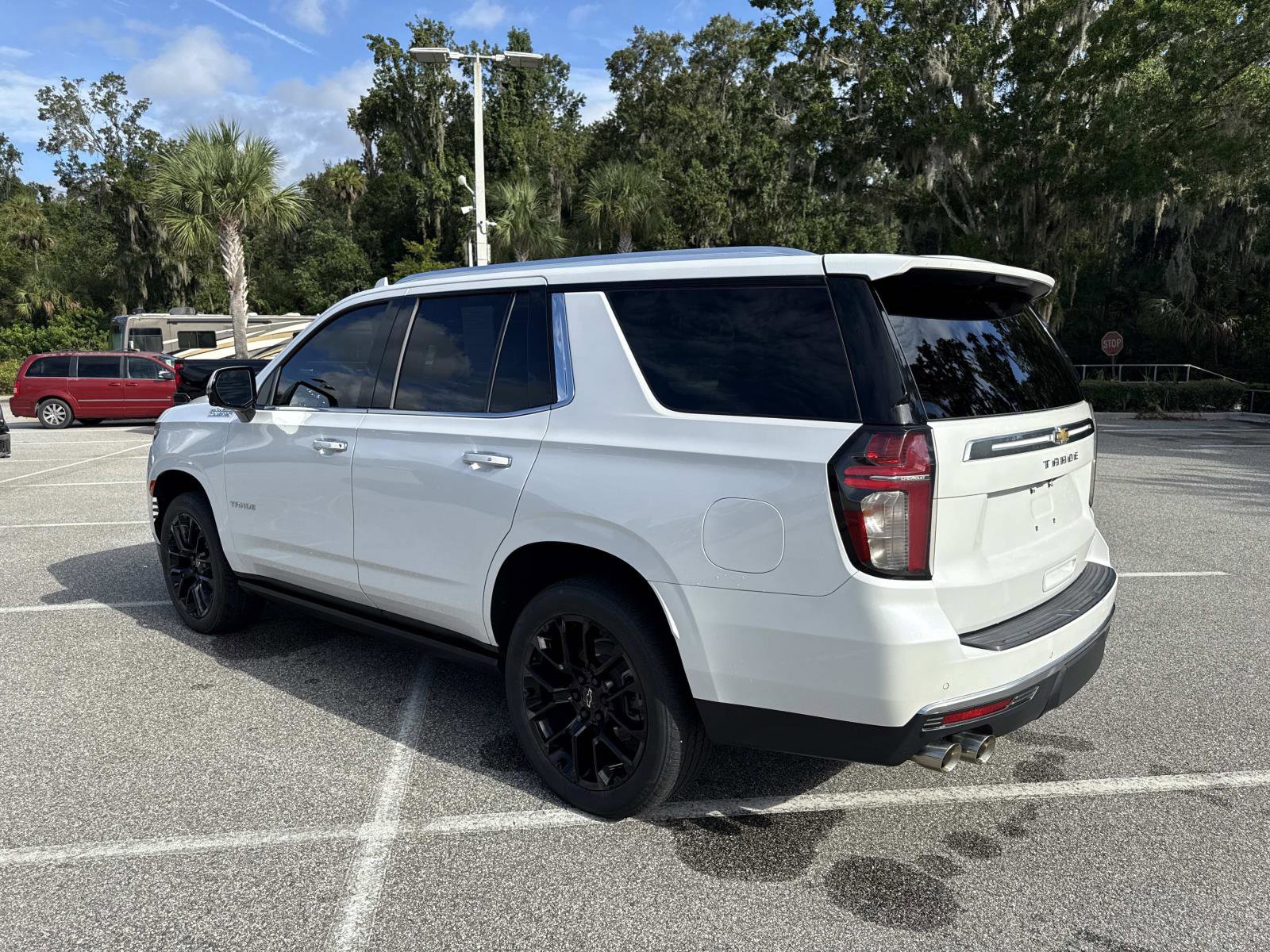 Used 2023 Chevrolet Tahoe High Country image 5
