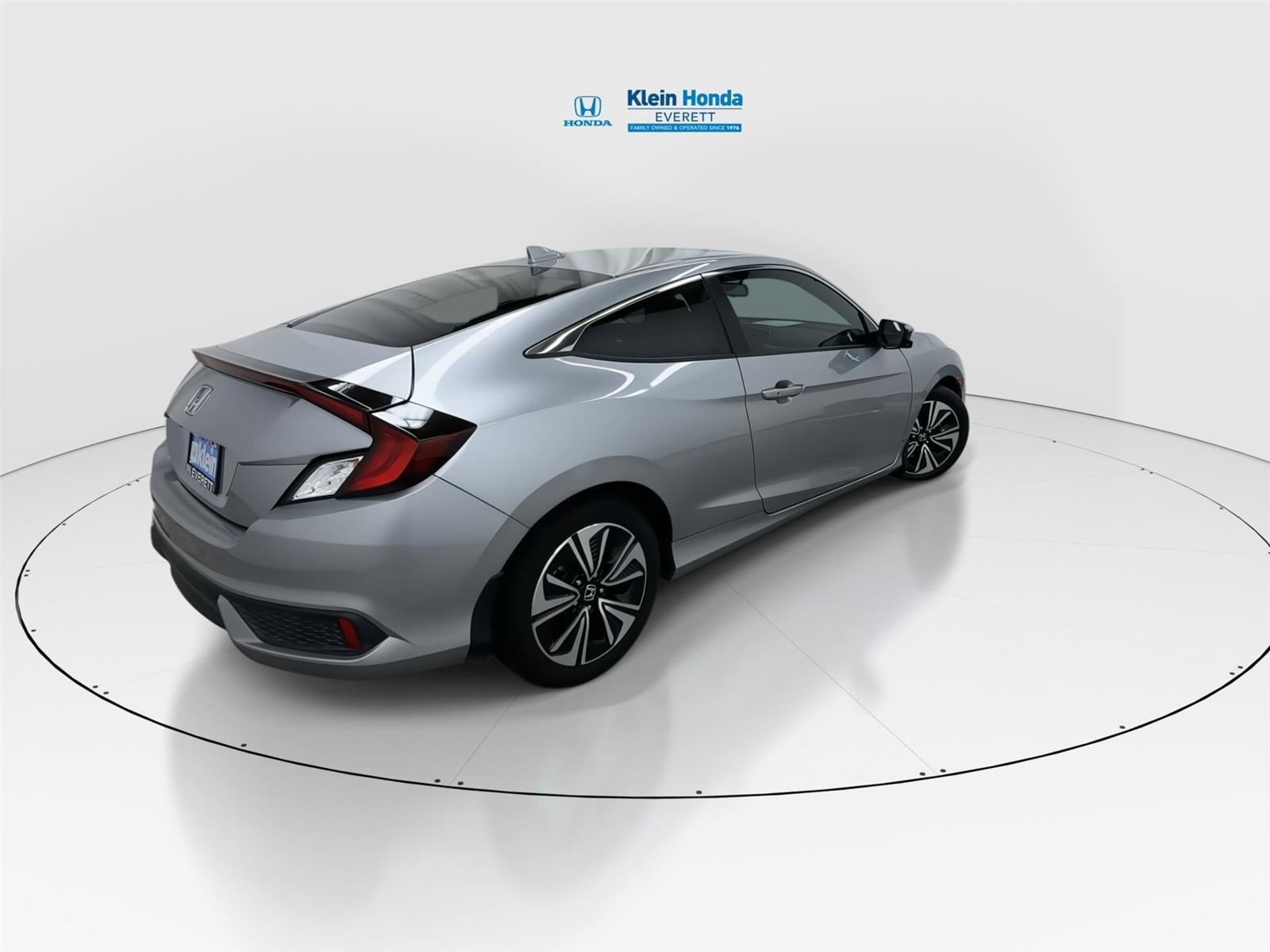 Used 2017 Honda Civic EX-L image 2