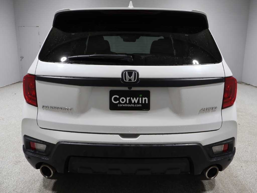 Used 2023 Honda Passport EX-L image 3