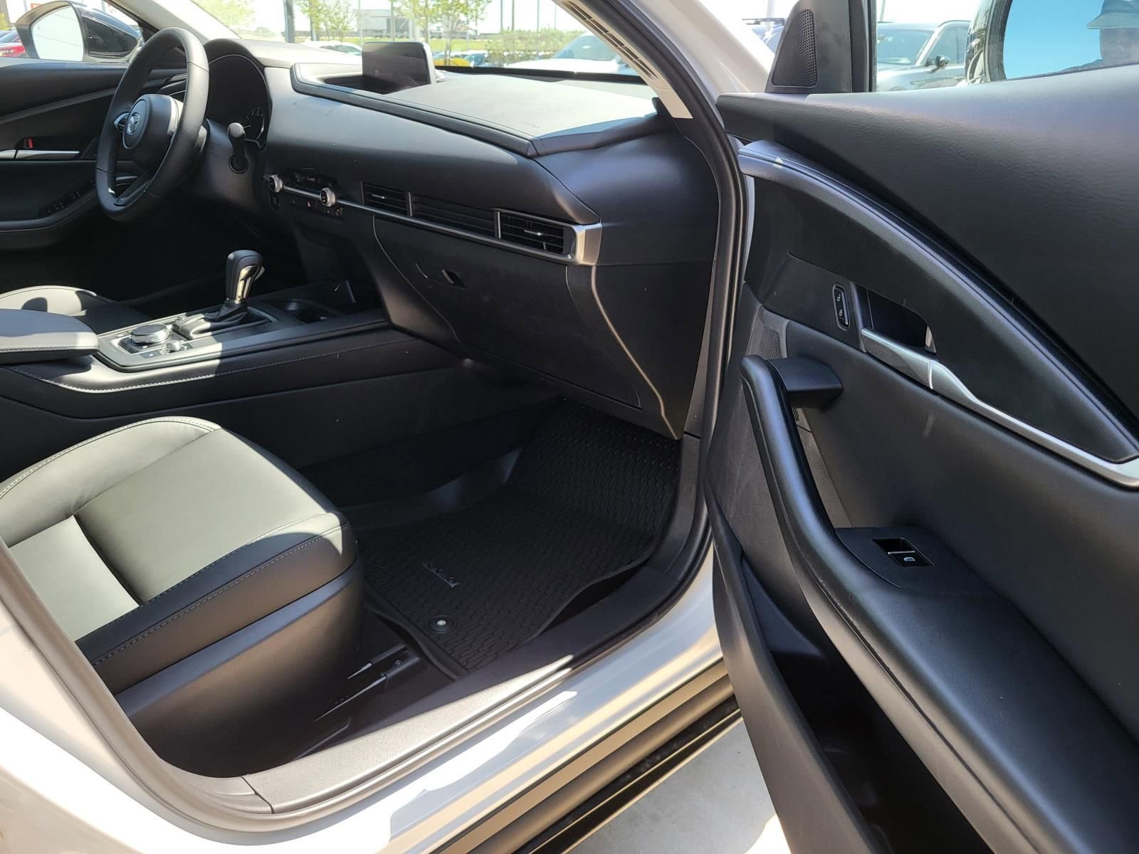 New 2026 MAZDA CX-30 AWD 2.5 S w/ Select Sport Pkg image 8