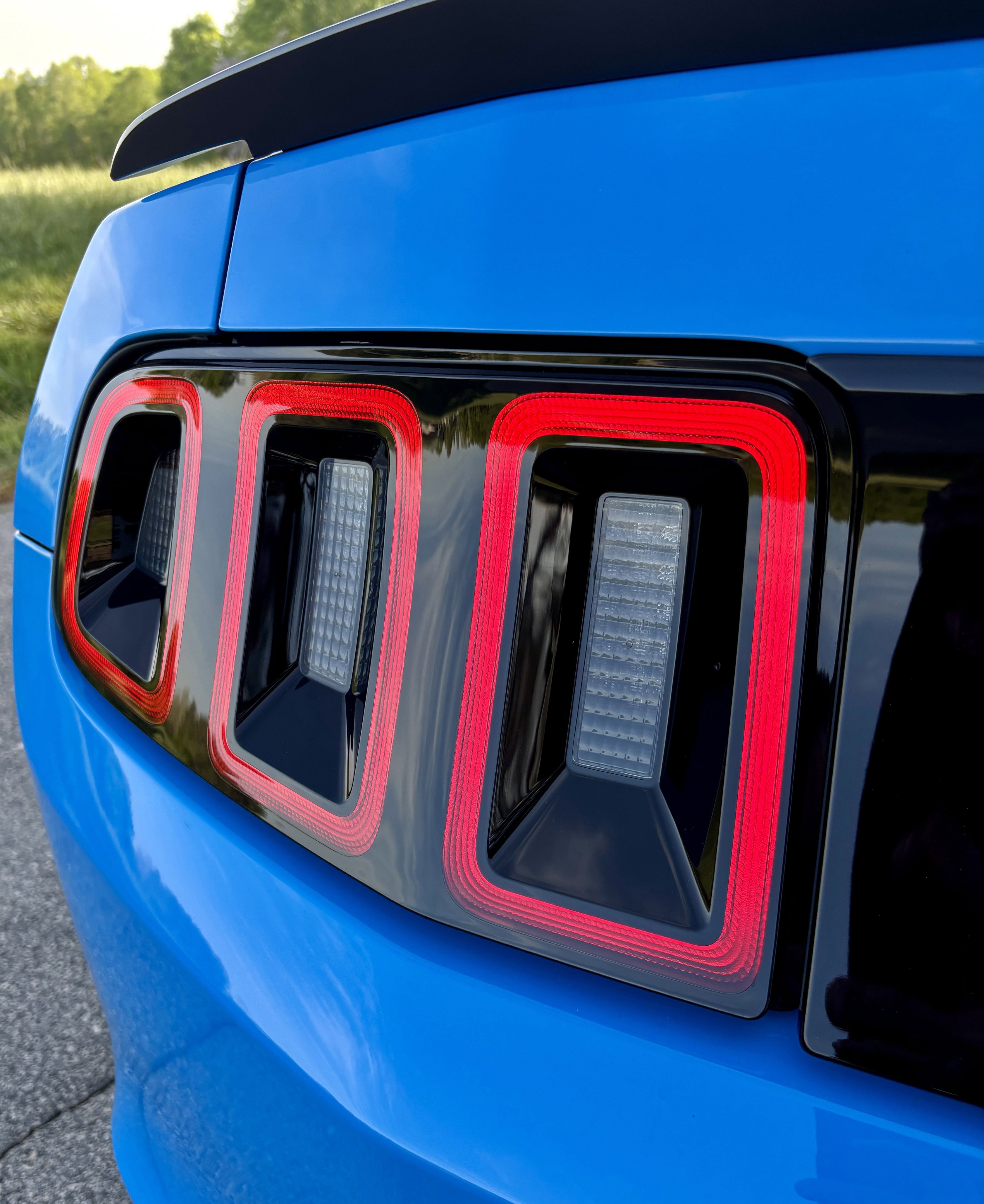 Used 2013 Ford Mustang Boss 302 w/ Boss 302 Accessory Pkg RWD image 16