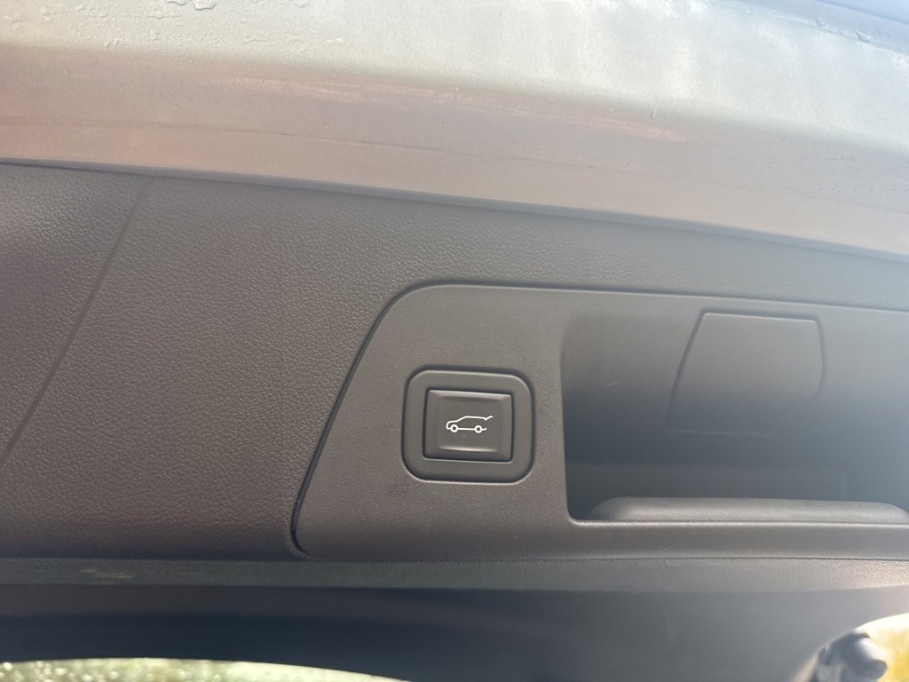 Used 2023 Buick Envision Preferred w/ Sport Touring Package image 35