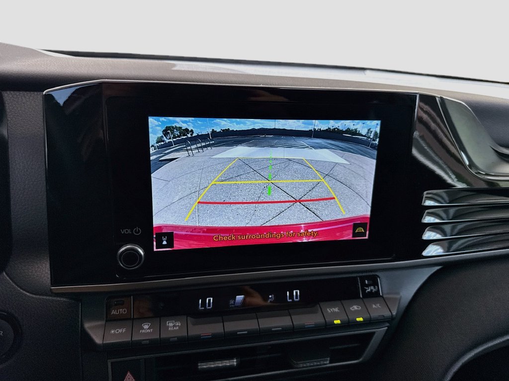 Used 2025 Toyota Camry LE FWD image 15