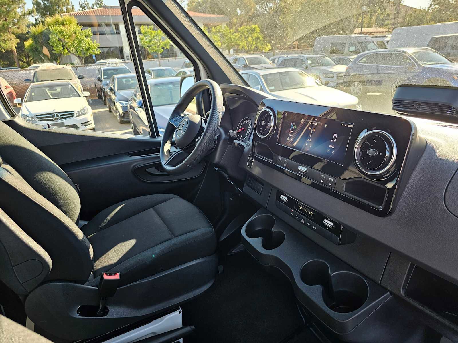 Used 2025 Mercedes-Benz Sprinter 2500 image 11