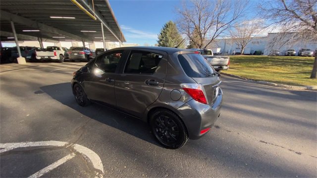 Used 2013 Toyota Yaris L image 6