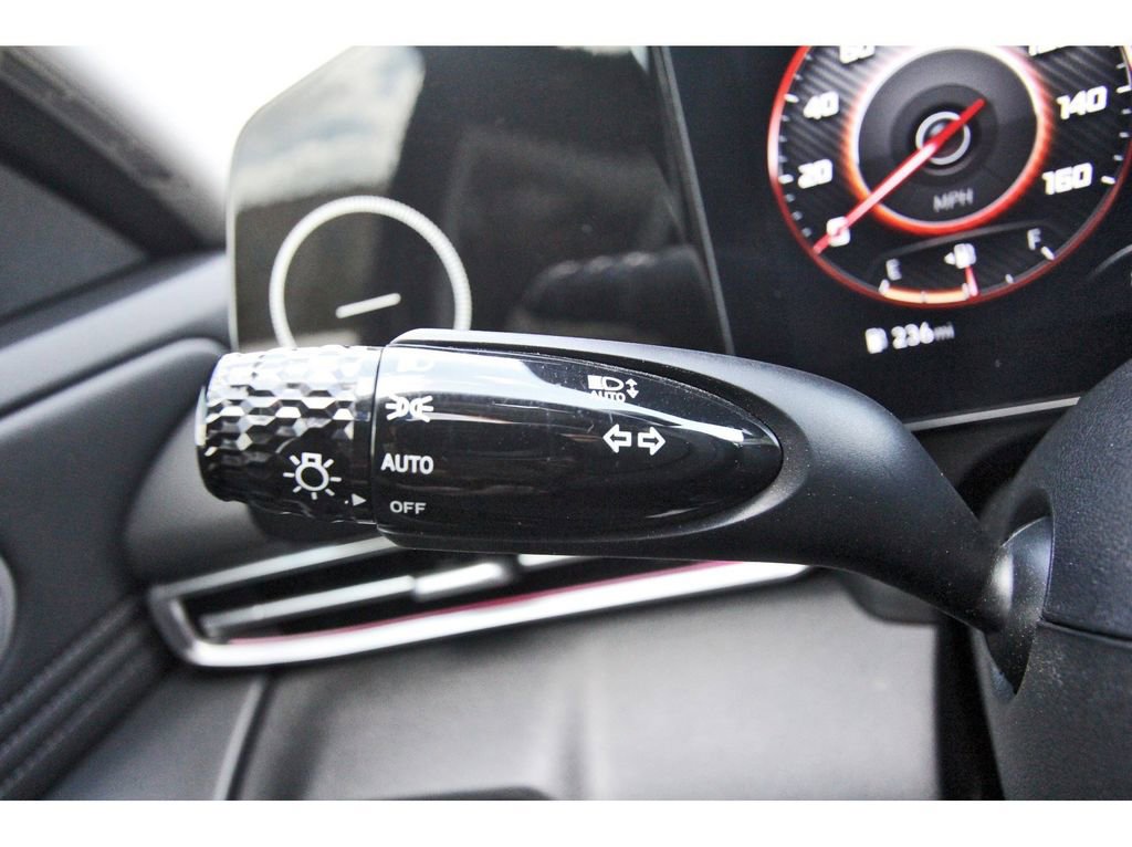 Certified 2024 Hyundai Elantra SEL w/ Convenience Package FWD image 19