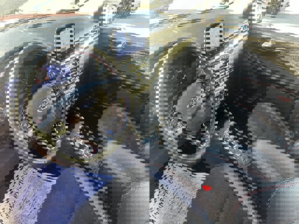 Used 2022 Ford Escape SEL w/ SEL Stealth AWD Package image 11