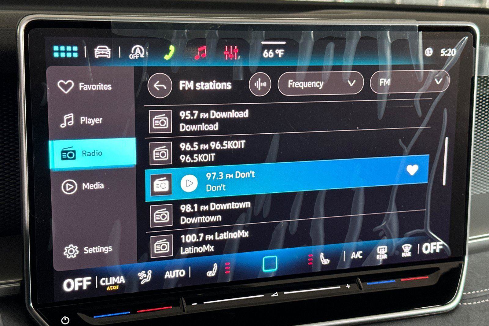 New 2026 Volkswagen Tiguan SE R-Line image 17