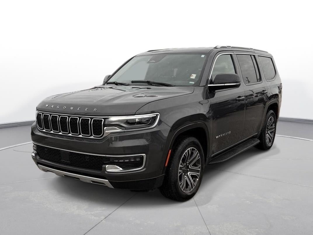 Used 2025 Jeep Wagoneer Series II AWD/4WD image 4