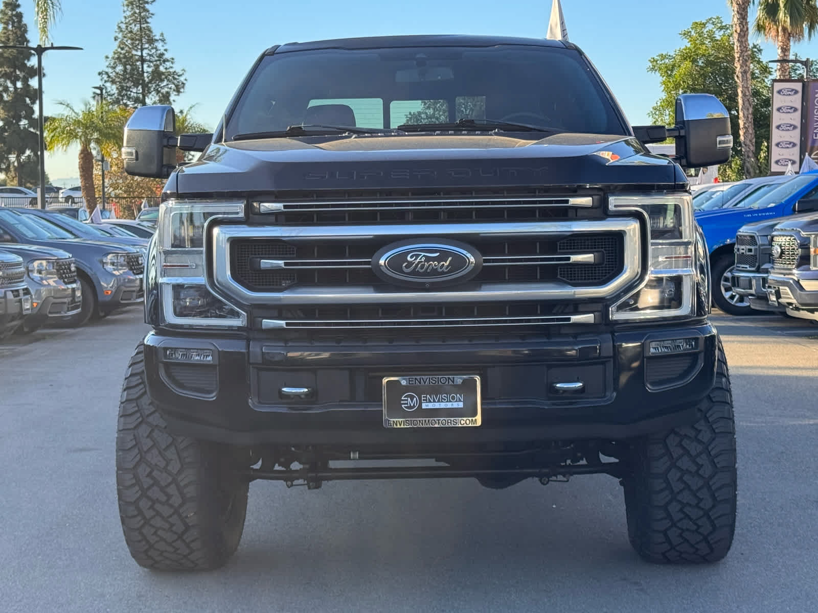 Certified 2020 Ford F250 Platinum w/ Tremor Off-Road Package AWD/4WD image 3