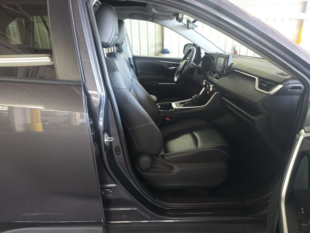 Used 2019 Toyota RAV4 XLE Premium w/ All Weather Liner Package image 11
