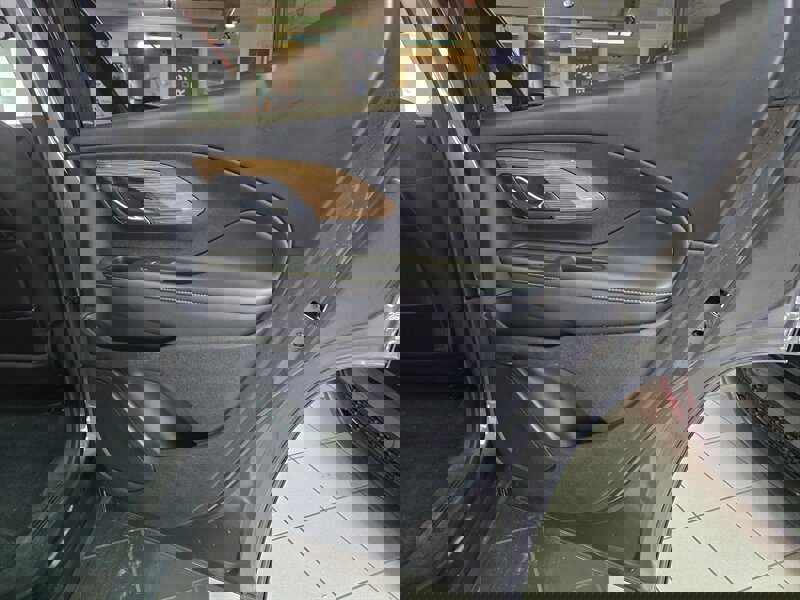 Used 2020 GMC Terrain SLE image 15