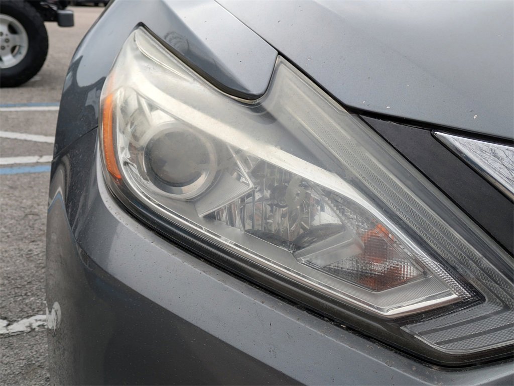 Used 2017 Nissan Altima 2.5 S w/ Power Driver Seat Package image 10