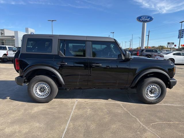 New 2025 Ford Bronco 4-Door image 8