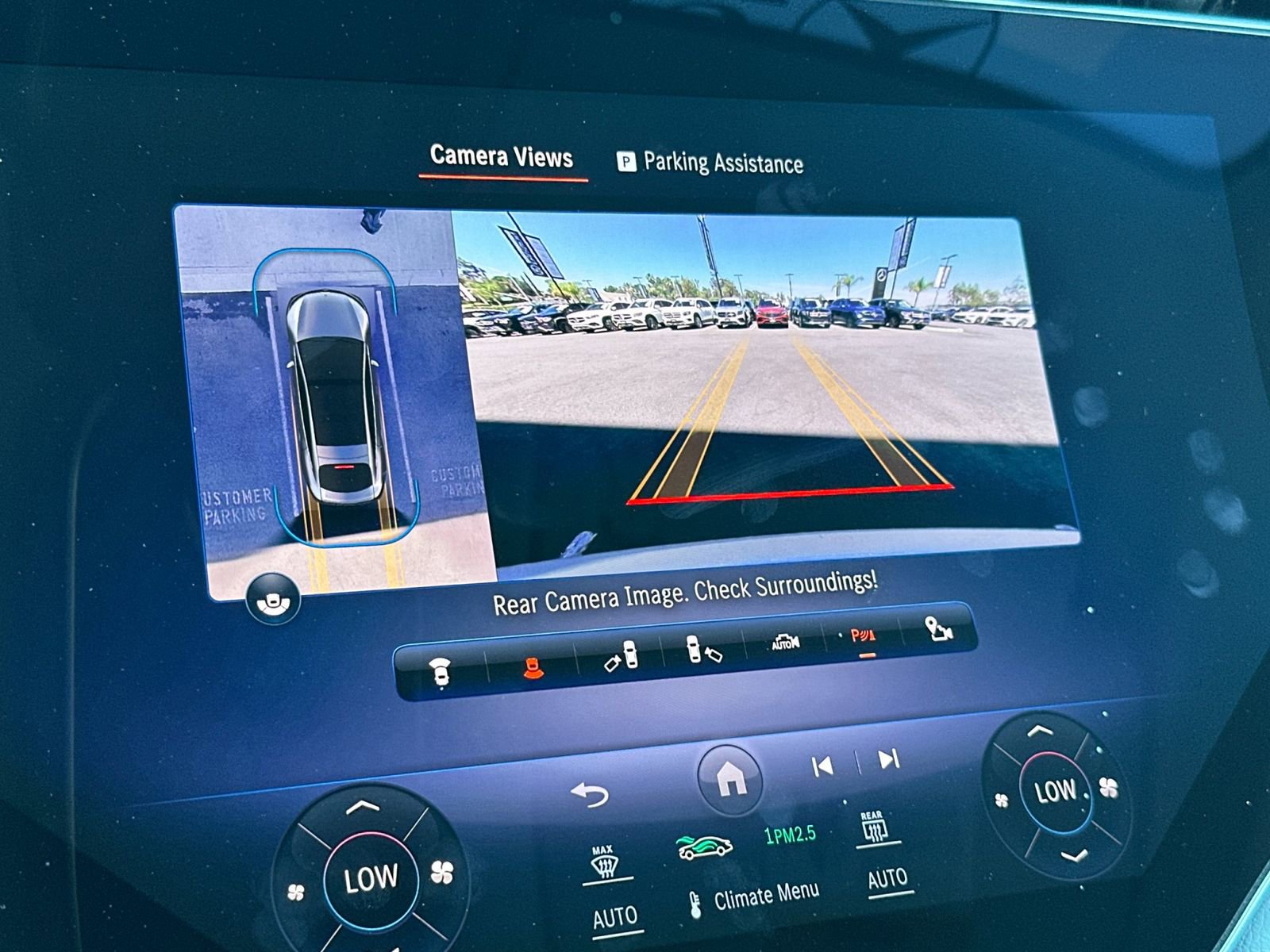 Certified 2022 Mercedes-Benz EQS 580 4MATIC Sedan w/ Exclusive Trim Package image 21