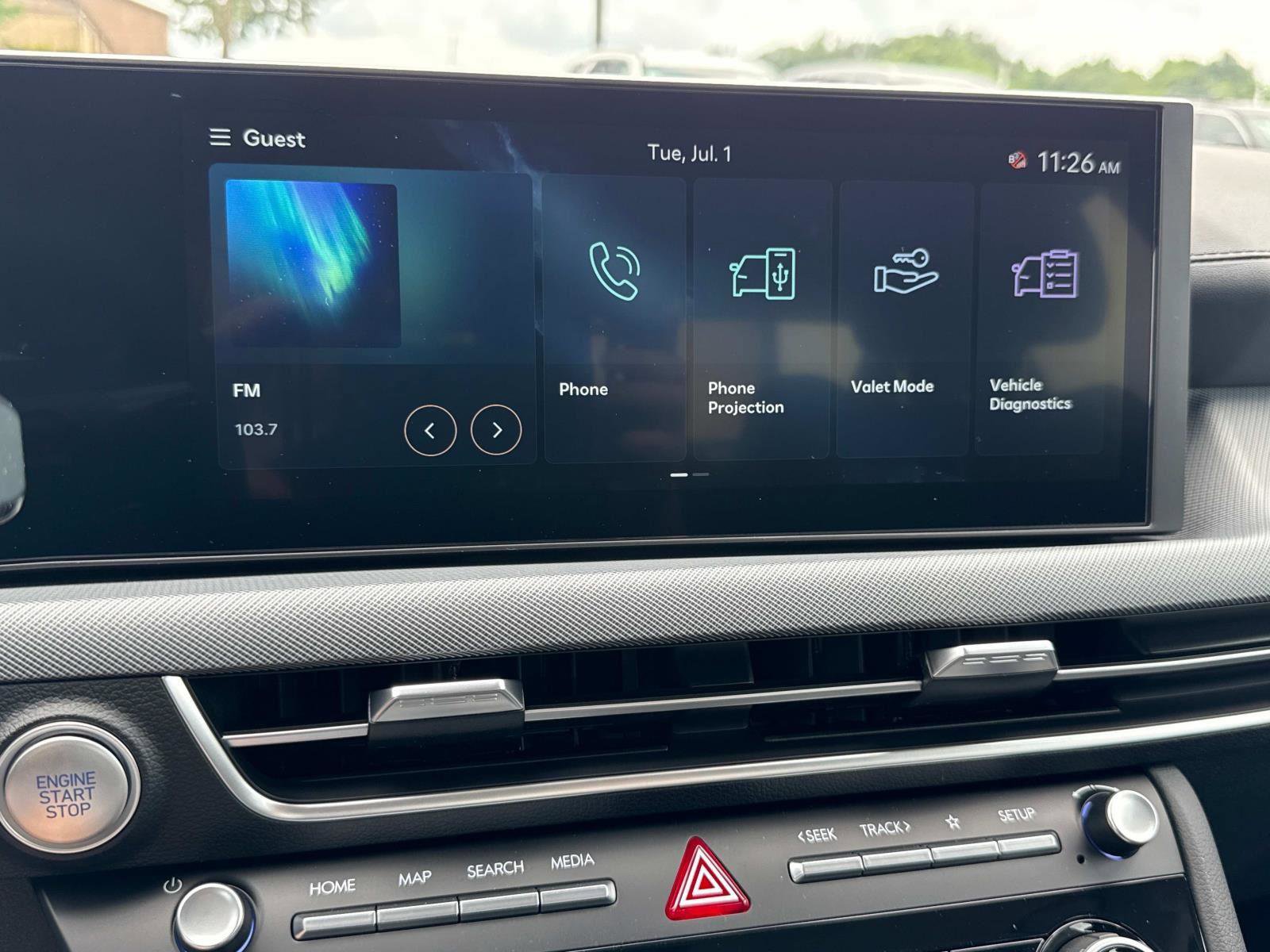 New 2025 Hyundai Sonata SE image 3