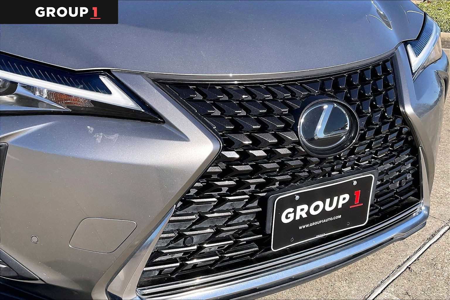 Certified 2020 Lexus UX 200 F Sport image 27