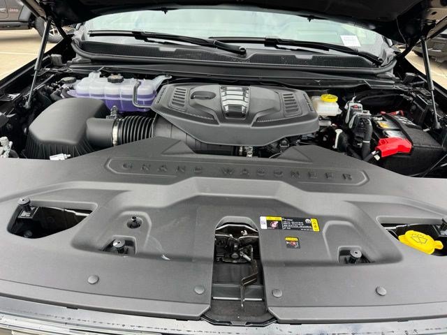 New 2026 Jeep Grand Wagoneer Limited AWD/4WD image 43