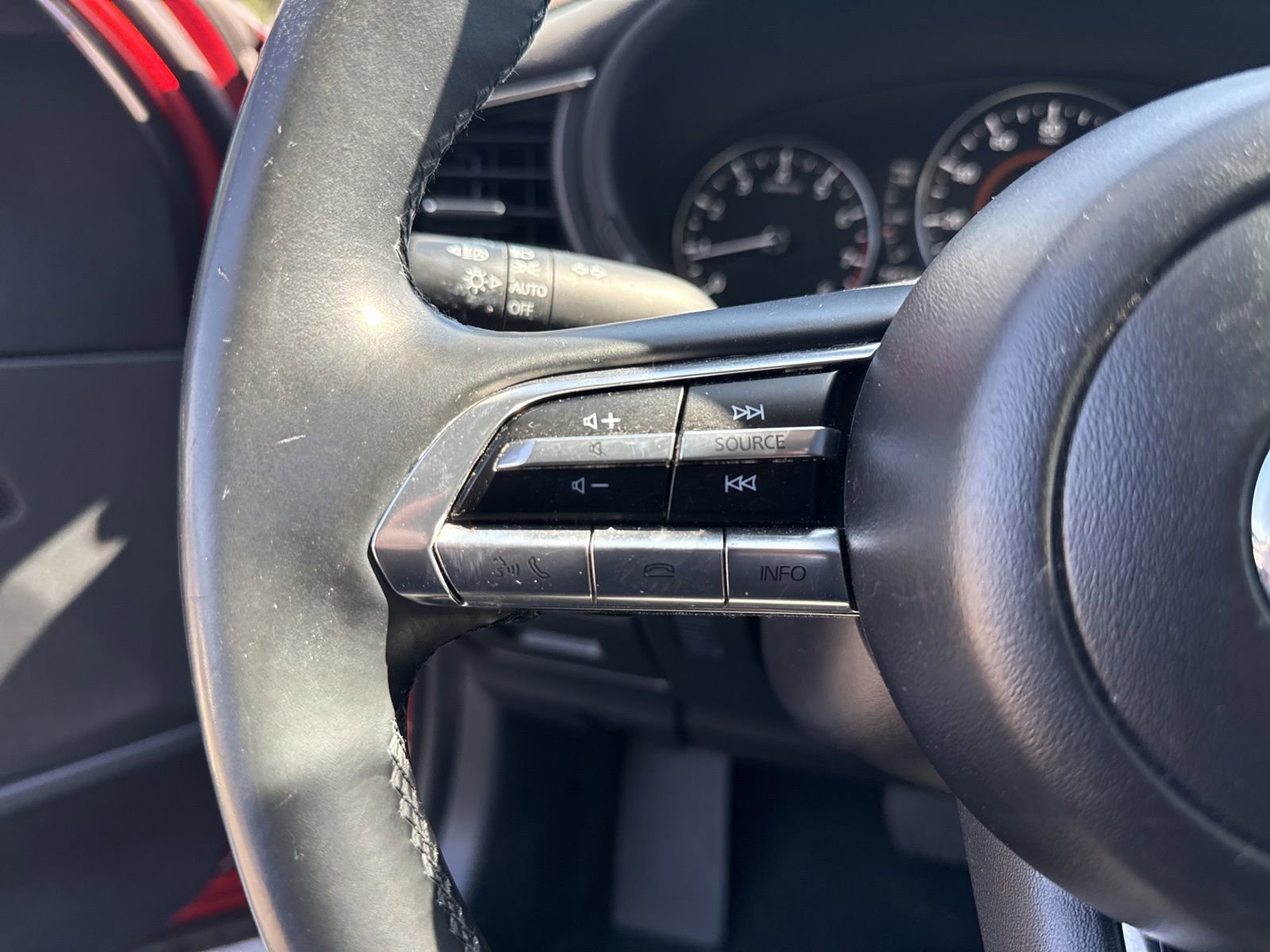 Used 2021 MAZDA CX-30 AWD 2.5 S w/ Premium Package image 24