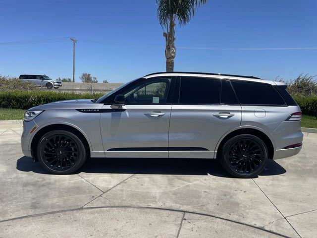 Used 2023 Lincoln Aviator Reserve w/ Equipment Group 201A AWD/4WD image 5