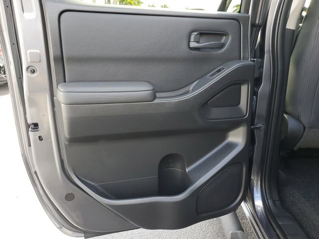 Used 2022 Nissan Frontier S image 15