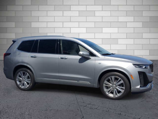 Certified 2024 Cadillac XT6 Premium Luxury w/ LPO, Premium Carpet Package FWD image 6