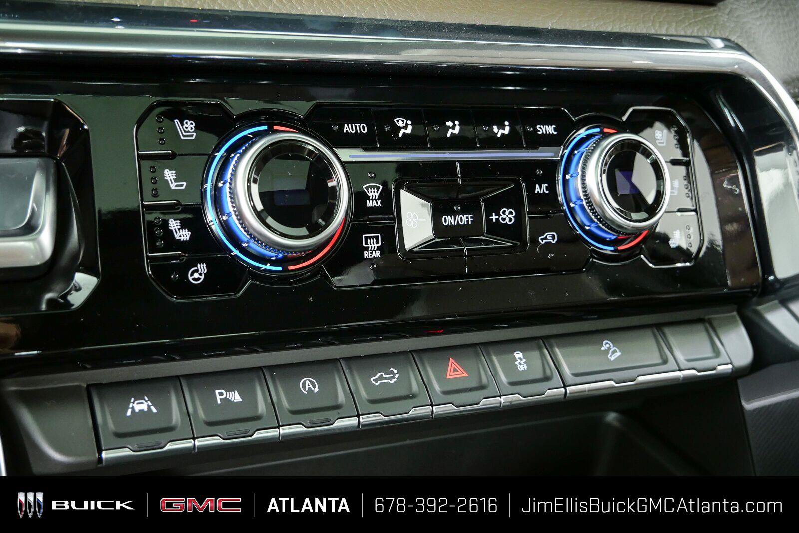 New 2026 GMC Sierra 1500 Denali AWD/4WD image 18