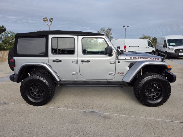 Used 2018 Jeep Wrangler Unlimited Rubicon AWD/4WD image 4