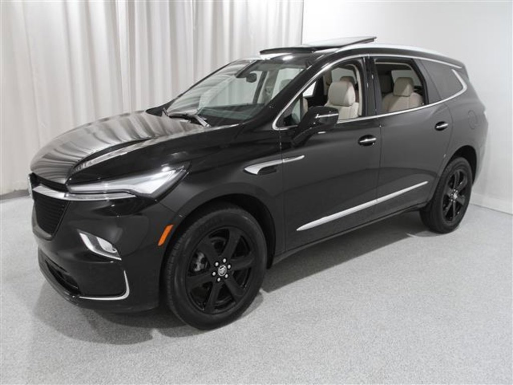 Used 2023 Buick Enclave Essence w/ Experience Buick Package image 3