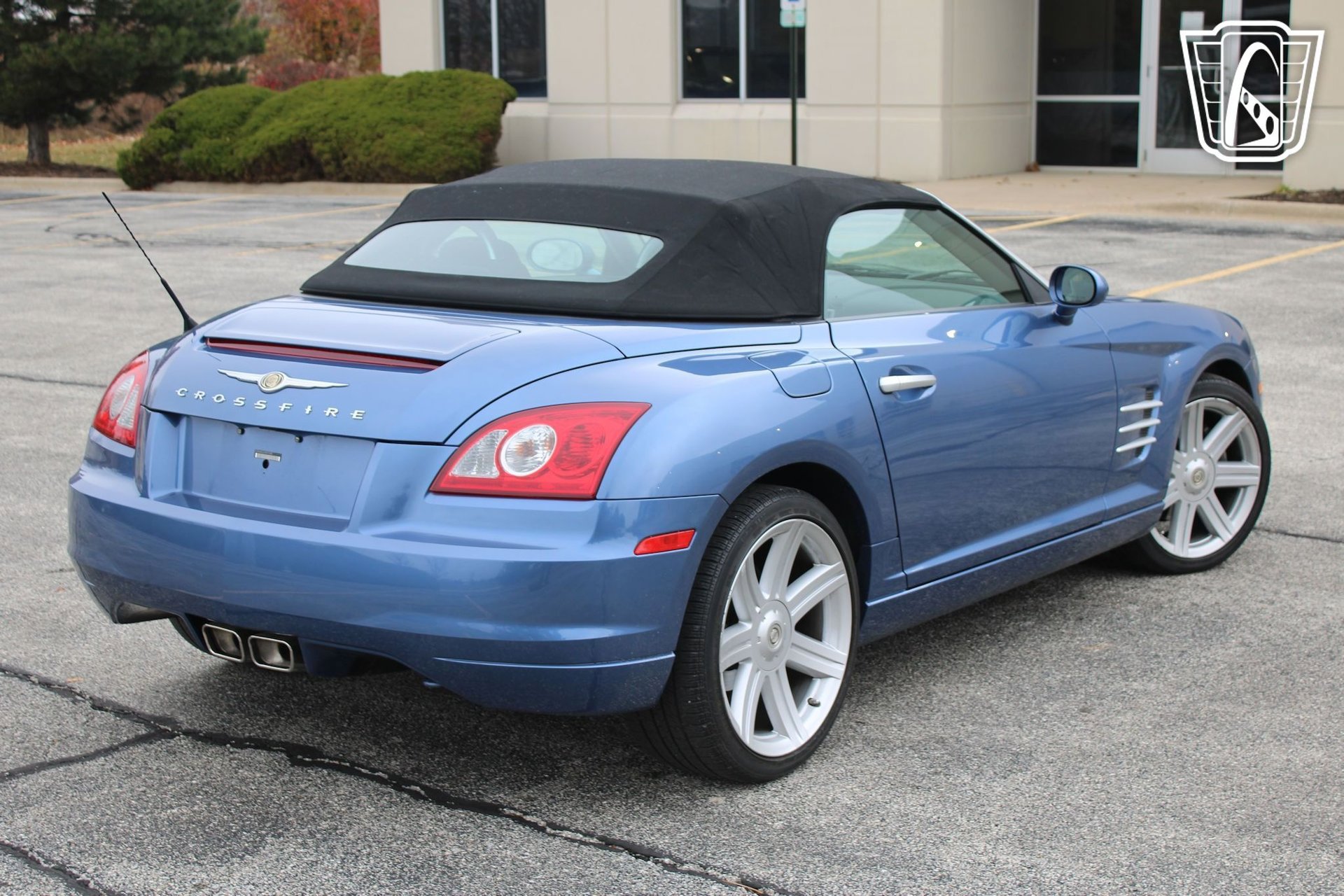 Used 2007 Chrysler Crossfire Limited image 16