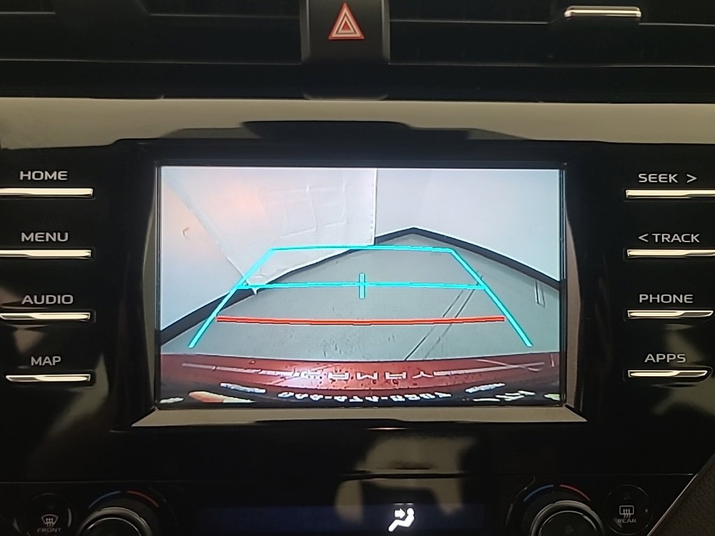 Used 2019 Toyota Camry LE FWD image 33