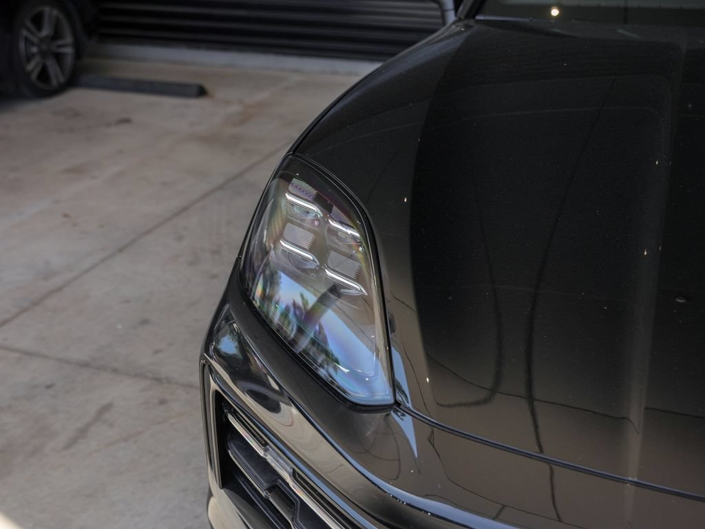 New 2026 Porsche Cayenne S AWD/4WD image 11