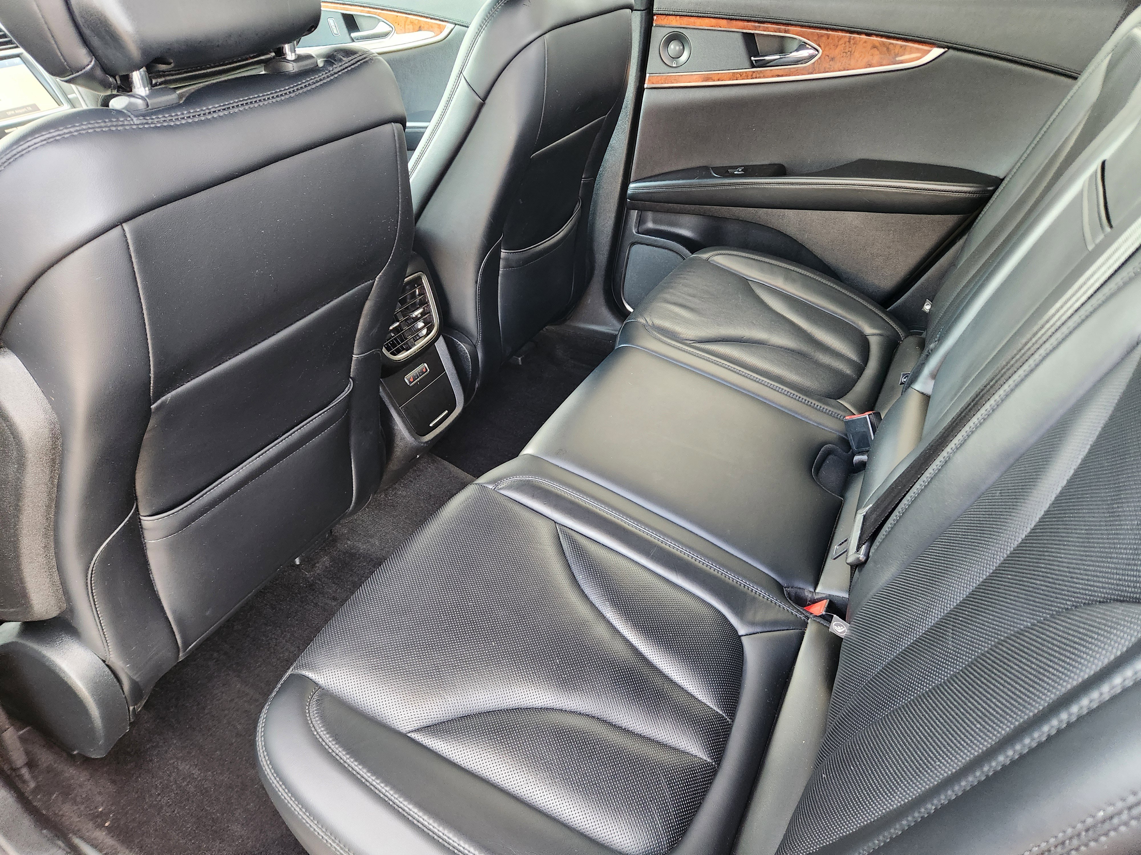 Used 2020 Lincoln Nautilus Reserve image 30